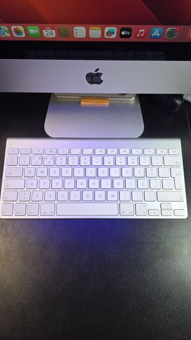 OPORTUNIDADE! Apple Magic Keyboard original layout português poucas marcas