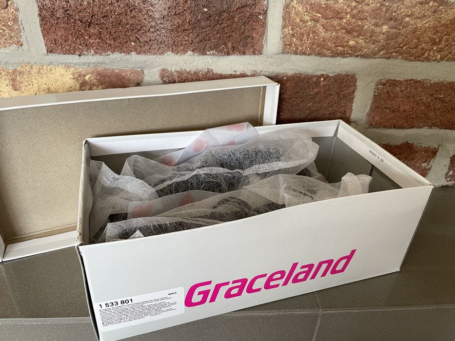 Nowe półbuty dziewczęce R. 32 botki Deichmann Graceland