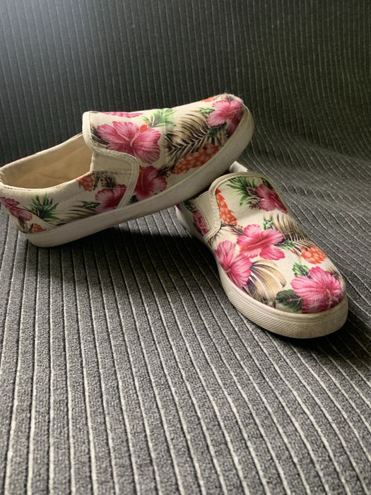 Espadryle, trampki wsuwane