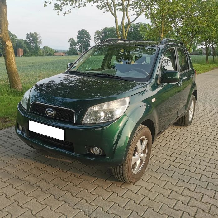 Daihatsu Terios 4x4 , Szyba przednia podgrzewana, Siedzenia podgrzewane, Hak