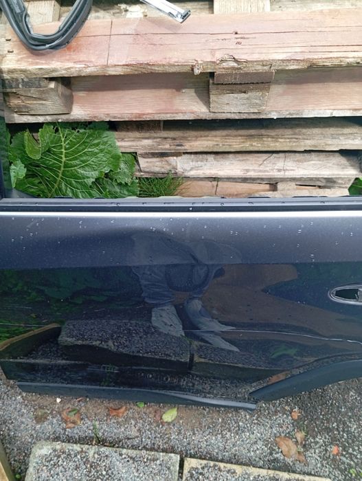 Toyota rav4 дверка