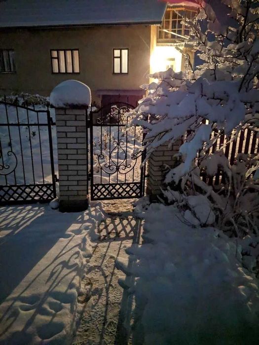Продаж житлового будинку в Тлумачі