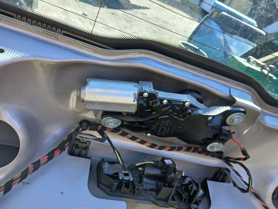 Klapa bagażnika tylna szyba Tył Mercedes E W211 723 lift