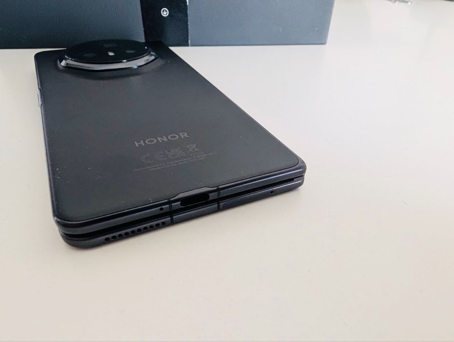 Honor Magic V3 - 12/512Gb - Preto