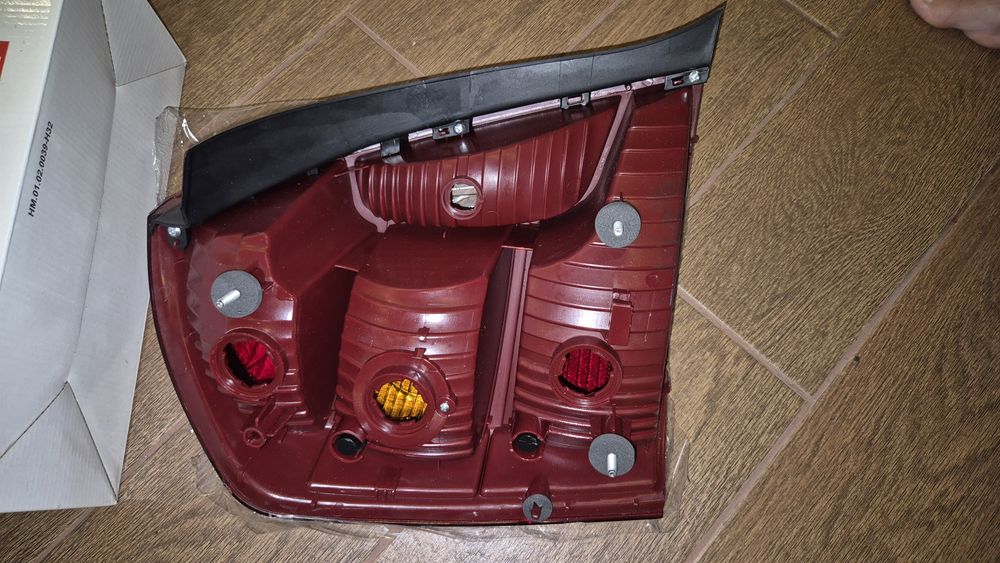 Фонарь задний Hyundai Accent 06-10 р ліхтар задній фара задня Акцент