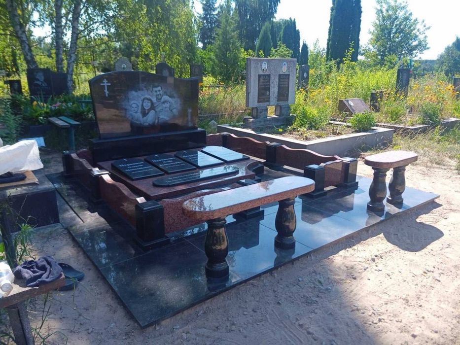 Виготовлення пам’ятників під ключ