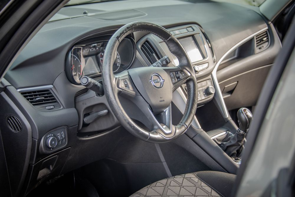 Opel Zafira 2019- Diesel 1.6 CDTI