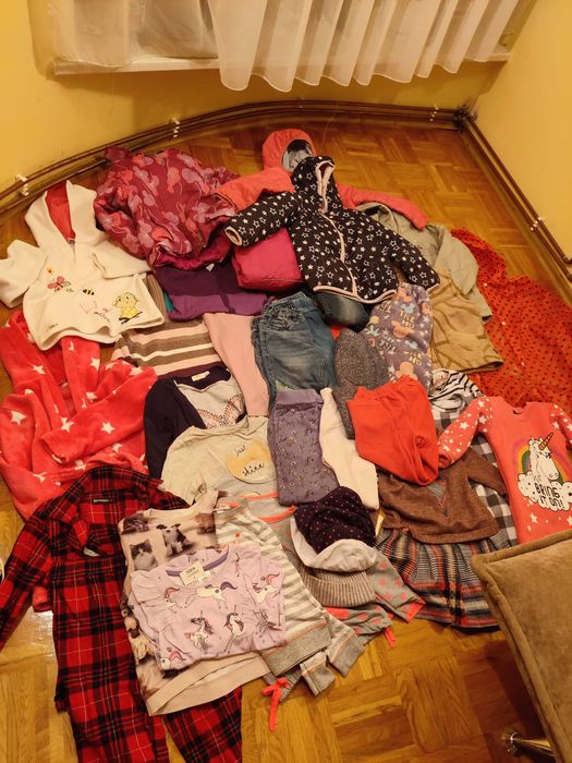 Zestaw ubrań na wzrost 110/116