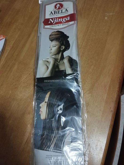 Cabelo postiço de várias marcas