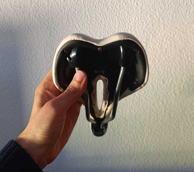 Selim de Ciclismo Branco (Ritchey)