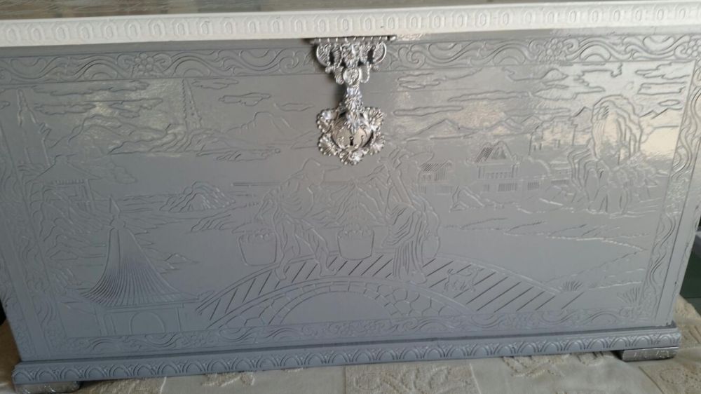 Móvel Baú antigo restaurado