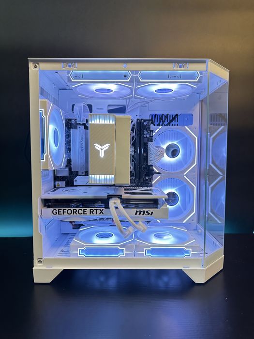 White pc r5 7500f rtx5070 b650 32 gb ddr5 ssd m2