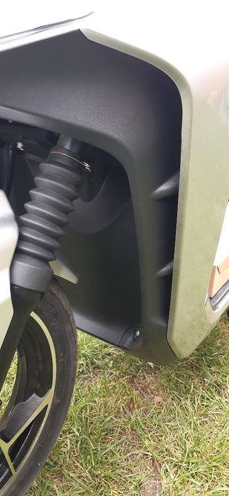 Скутер YADEA T9.