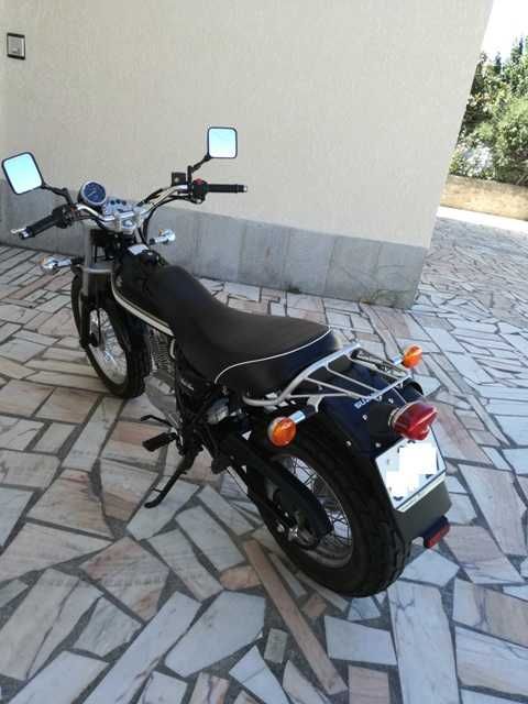 Suzuki Van Van 125