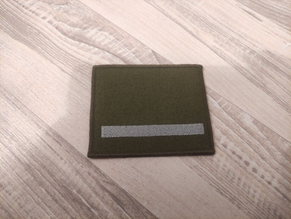 Dystynkcja pagon stopień starszy szeregowy na kurtkę wyjściową