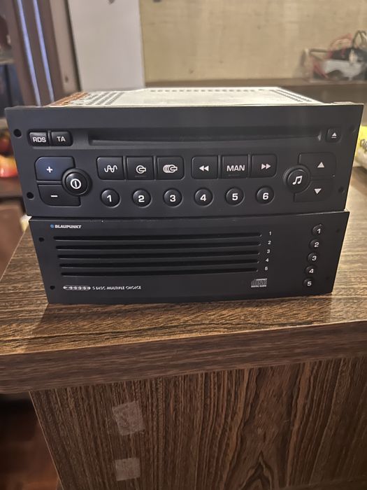 Radio e caixa cds siemens vdo RD3