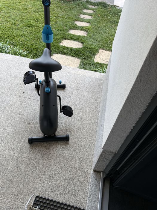 Bicicleta estatica Essencial EB 120 nova usada 2 vezes
