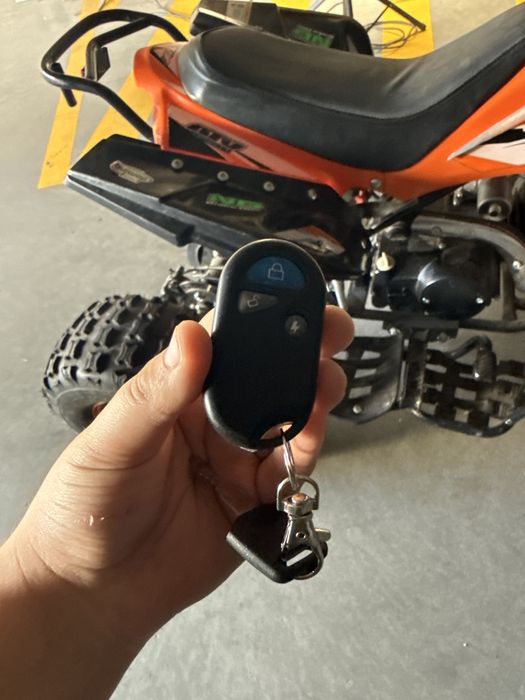 Sem garantia mota nova e so pegar por atrabalhar e andar a mota esta