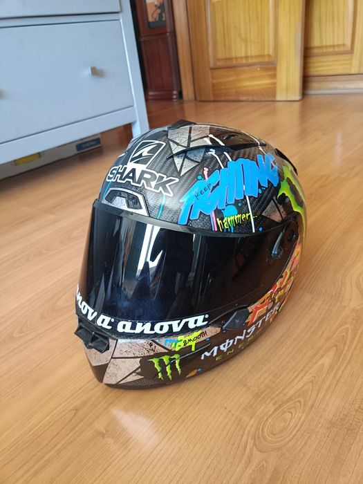 Capacete SHARK com 2 viseiras