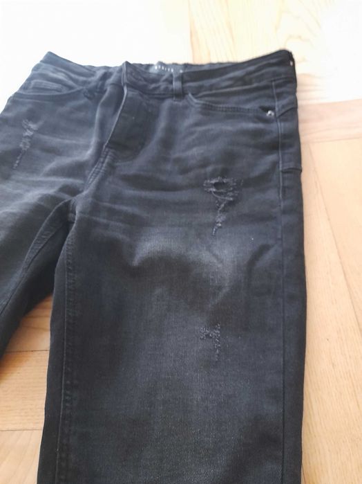 Spodnie MOHITO czarne,rozm.36