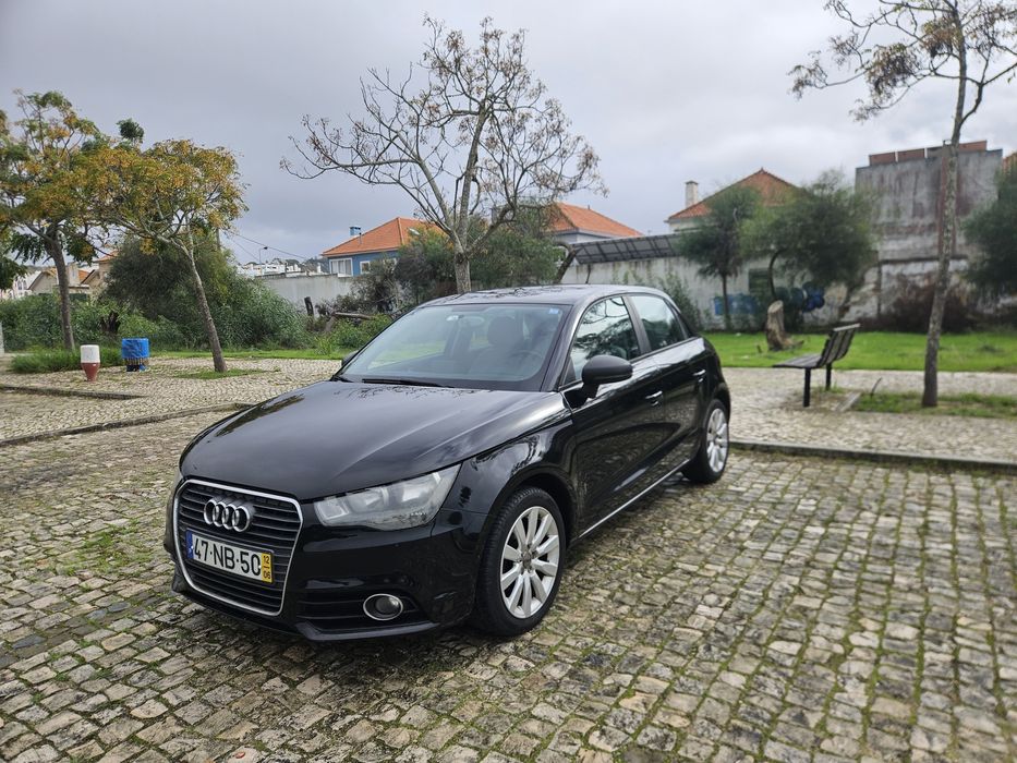 Audi A1 1.6 TDI Sport 5p (2012) - 90cv - Nacional