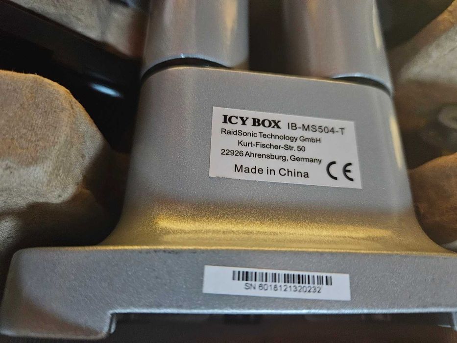 Uchwyt na 2 monitory ICY BOX IB-MS504-T