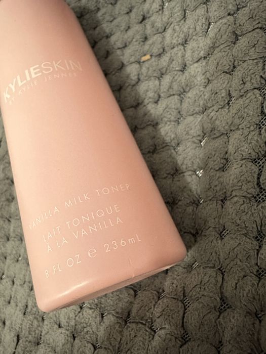Kylie skin vanilla milk toner 236 ml