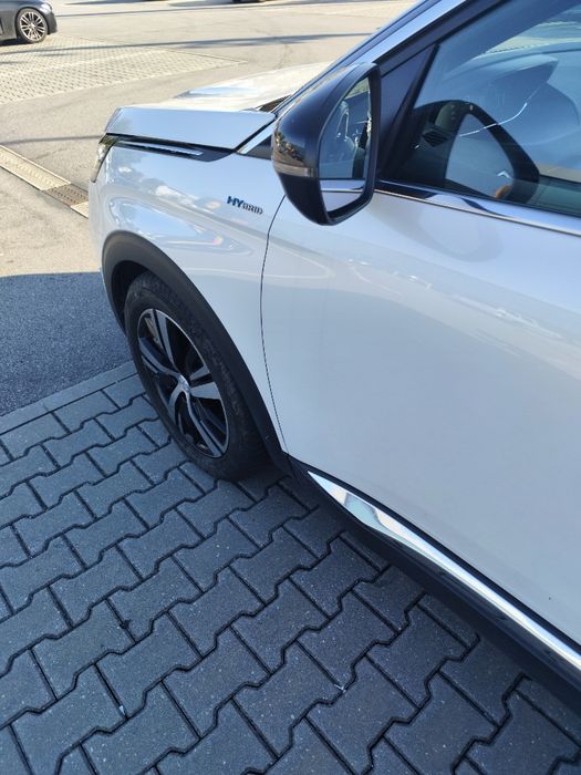 Peugeot 3008 Hybrid  GT Line e-EAT8