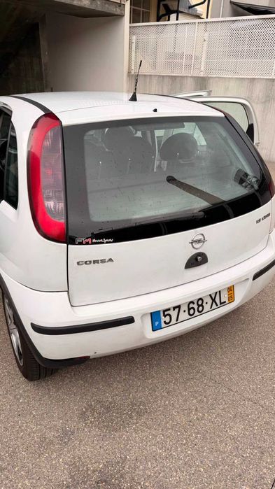 carro Opel Corsa