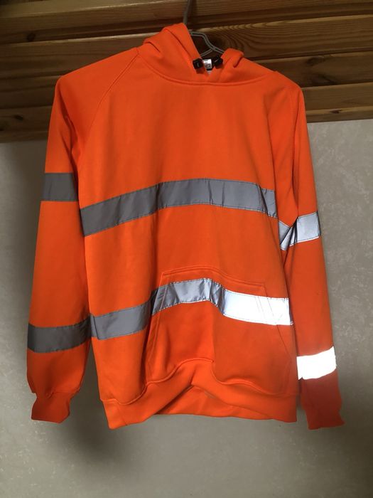 Продам нові робочі футболки та худі