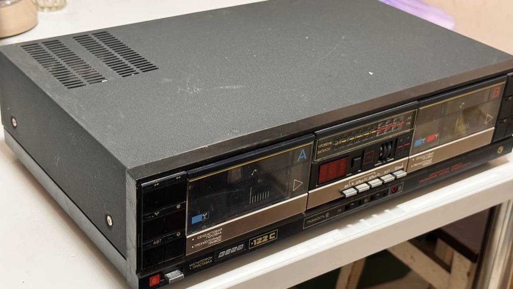 Касетний магнітофон Вега 122С