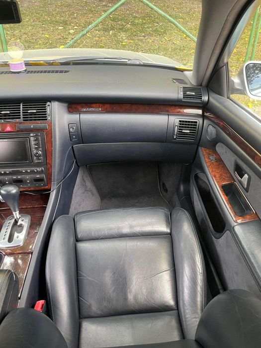 Audi A8 D2 4.2 Mega