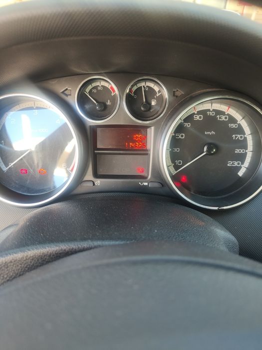 Peugeot 308 SW 2009 — photo 4