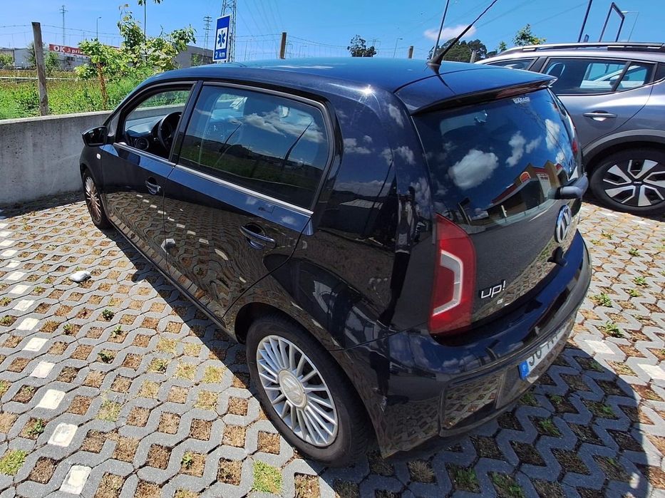 Carro VW Up! Bluemotion