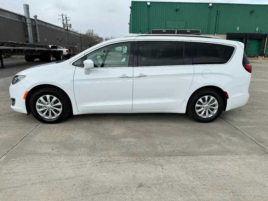 2019 Chrysler Pacifica Touring