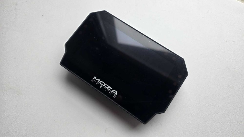 Moza CM2 ekran sim racing dashboard