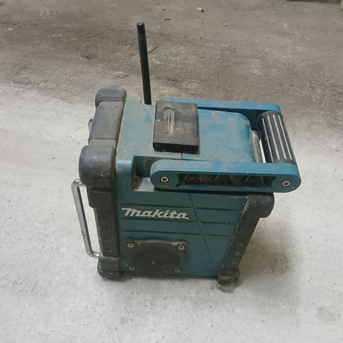Sprzedam sprawne radio