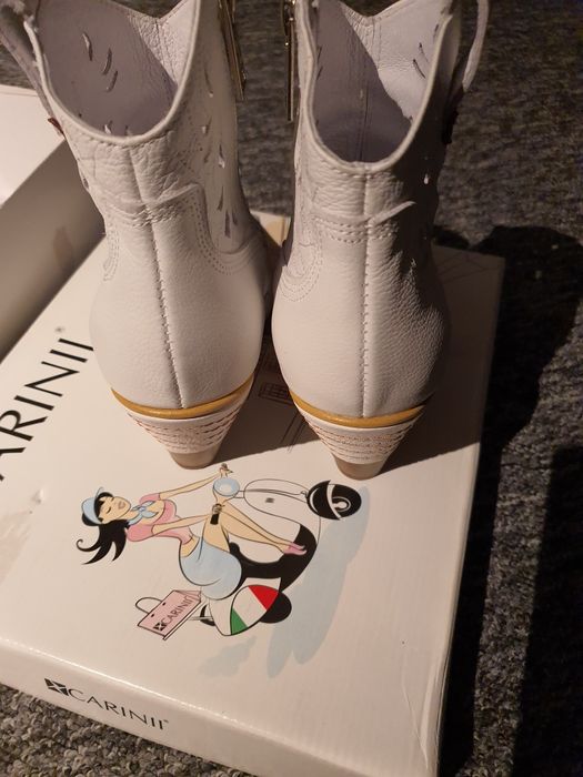 Kowbojki,botki,kozaczki Carinii skóra naturalna,obniżka świąteczna