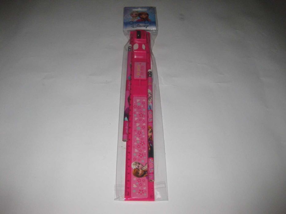 2 Kits Escolares do “Frozen” Selados!