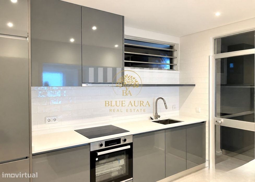 Apartamento T2 Totalmente Renovado na Foz do Douro