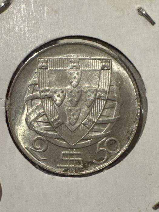 Moeda 2$50 1932 Soberba -