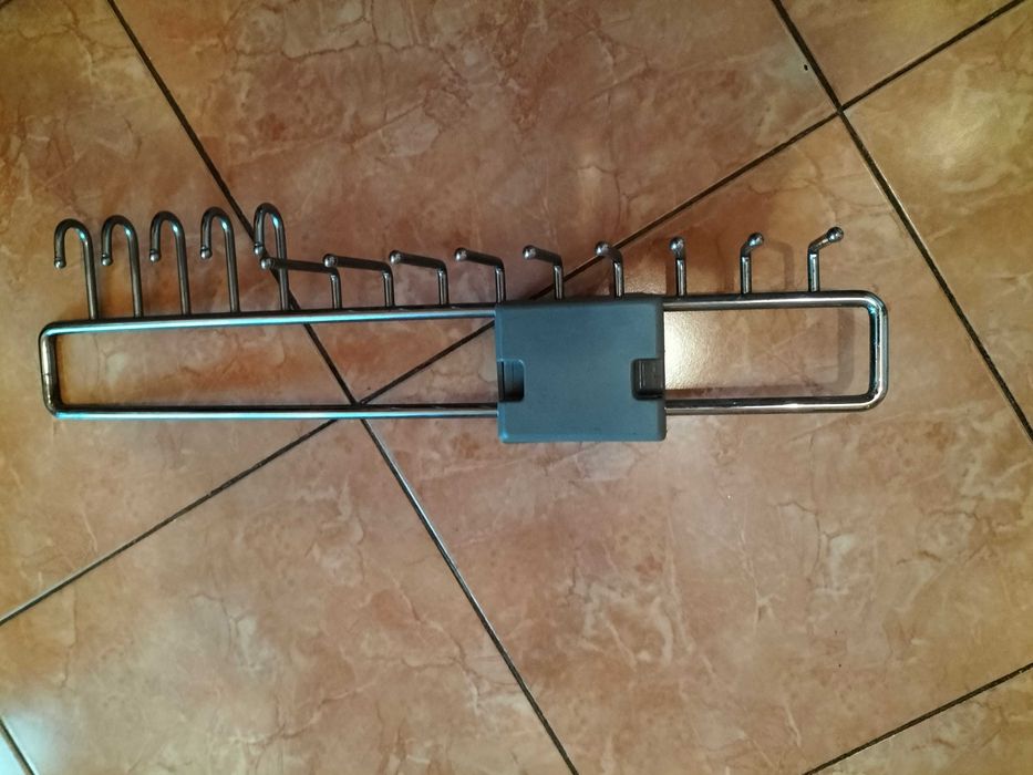 Держатель галстуков и ремней наполнение в шкаф или гардеробную