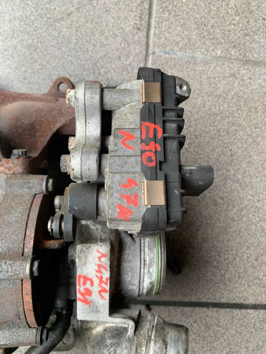 Bmw 3 e90 e91 lift 2.0 n47n turbo turbina nastawnik komplet