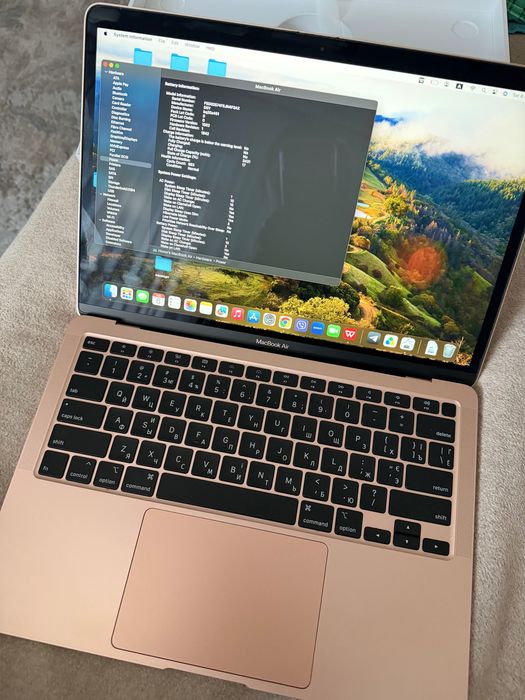 Macbook air 2020 13' intel i3 8GB 256GB