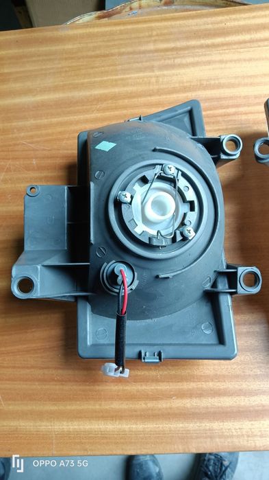 Farol Mazda B 2500 ótica Depo ano 1998