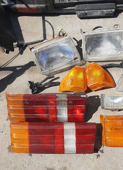 Фары,стопы оптика Форд эскорт 85 г.в