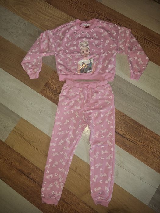 Dres Barbie puder róż