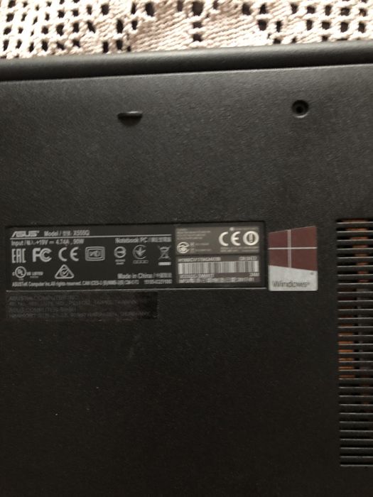 Sprzedam Laptop ASUS