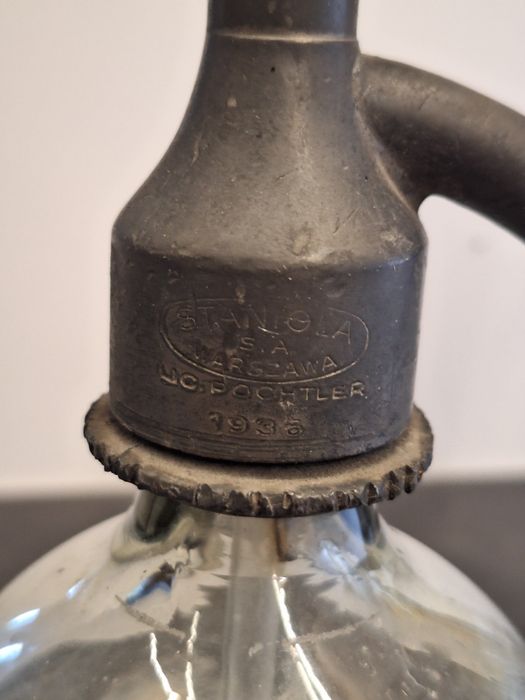 Syfon przedwojenny sygnowany.