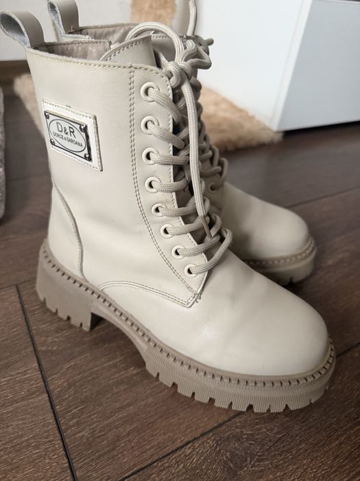 Зимние сапоги , кожа